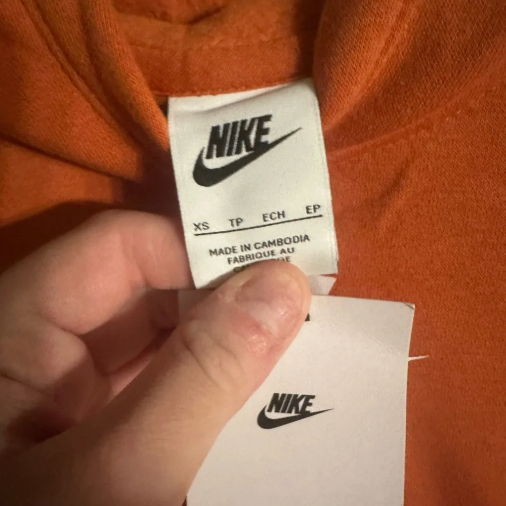 Nike Girls’ Sportswear Club Fleece Pullover Hoodie: ORANGE: SIZE XS